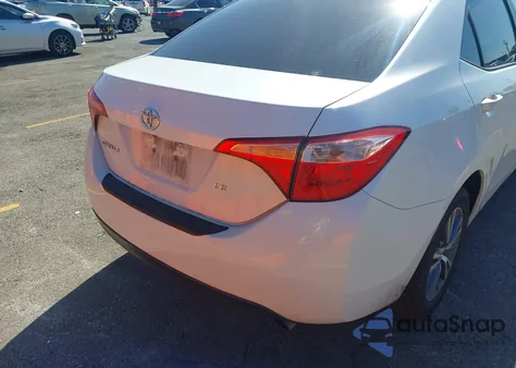 2017 Toyota Corolla Le из США, поврежденный, VIN 5YFBURHE4HP609644